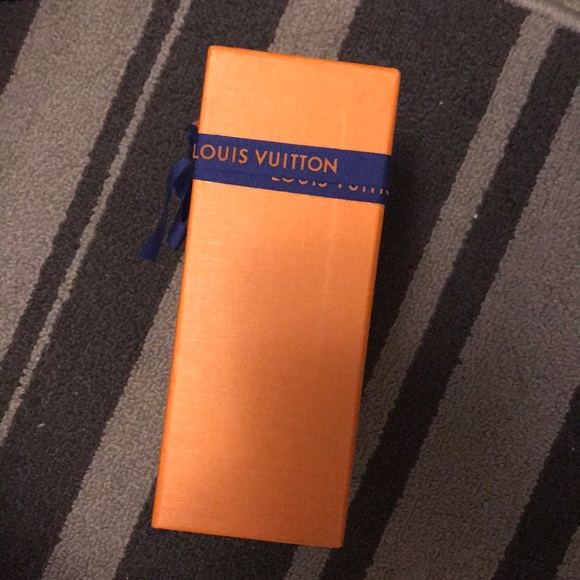 Louis Vuitton Dust box gift box and ribbon - Picture 5 of 7